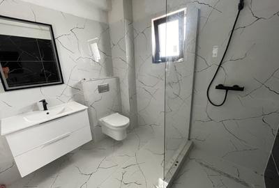 Casă cu 5 camere cu Teren 480 Mp în Domnești - 10