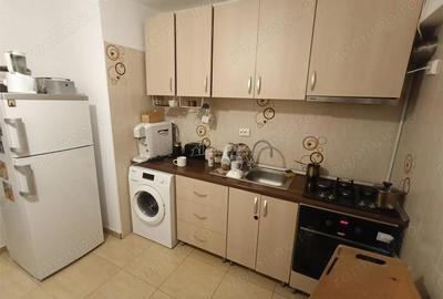 Apartament cu 2 camere decomandat în Tomis I - 8