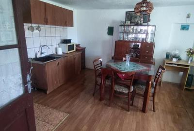 Casă cu 2 camere cu Teren 284 Mp în Albești - 13