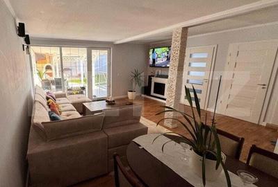 Casă cu 4 camere cu Teren 330 Mp în Central