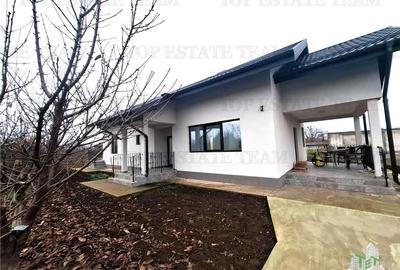 For Sale Casa Vlasiei/Livada si curte generoasa - 2