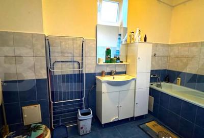 Apartament cu 2 camere decomandat în Cetate