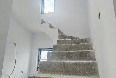 Duplex cu 5 camere cu Teren 340 Mp în Ciarda Roșie - 12