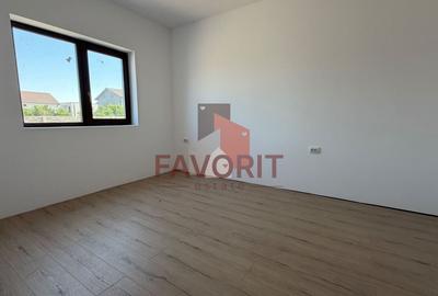 Duplex cu 4 camere cu Canalizare în Moșnița Veche - 9