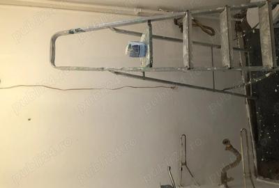 Titan, Postavarul, - 1