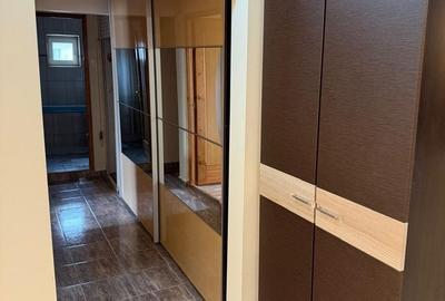 Apartament cu 3 camere decomandat în Central - 19