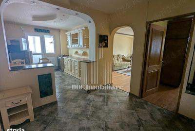 Apartament cu 4 camere semidecomandat în Costin Georgian - 8