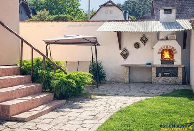 Casă cu 5 camere cu Canalizare în Simeria - 2