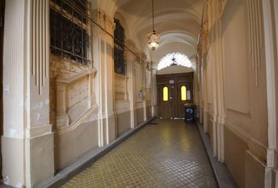 APARTAMENT DEOSEBIT IN ZONA CENTRALA - 9