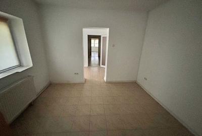 Spațiu comercial, de 106 mp, în Central - 5