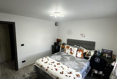 Apartament cu 4 camere decomandat în Central - 1