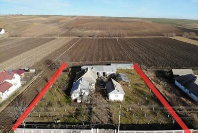 Casă cu 2 camere cu Teren 17.5 Mp în Fălticeni - 1