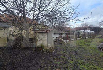 Teren de 1869 mp, în Cârcea - 5