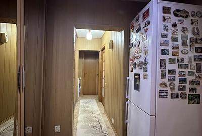 Apartament cu 3 camere decomandat în Cantacuzino