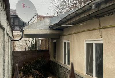 Casă cu 3 camere în Central - 4