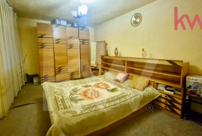 Casă cu 8 camere cu Canalizare în George Enescu - 1