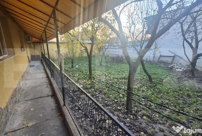 Casă cu 5 camere cu Canalizare în 14 Mai - 10
