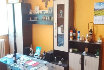 Apartament cu 2 camere semidecomandat, mobilat în Cetate - 2