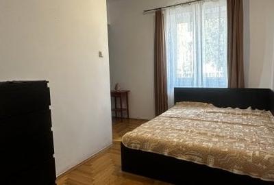 Apartament in casa cu 2 camere ,beci si curte pe Strada Titulescu ,zona Afi - 5