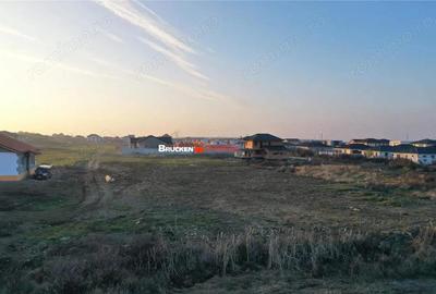 Teren de 570 mp, în Sânmartin - 2