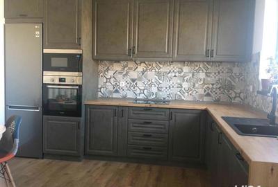 Casă cu 5 camere cu Teren 510 Mp în Malu Mare - 2