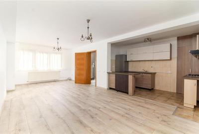 Casa spatioasa, parcari, curte si liniste in zona premium - Europa Casa spatioasa, parcari, curte si liniste in zona premium - Europa - 1