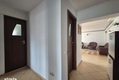 Apartament cu 3 camere decomandat, mobilat în Sud - 4