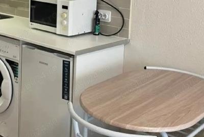 Garsonieră decomandată în Tractorul - 3