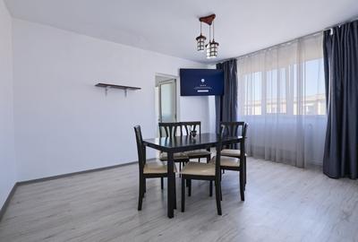 Apartament cu 3 camere semidecomandat, mobilat în Central