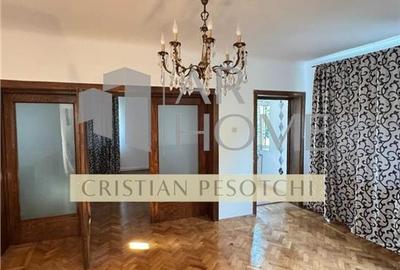 Casa 5 camere, zona Mihai Bravu, Ploiesti - 1