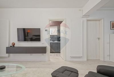 Garsonieră decomandată, mobilată în Tractorul - 4