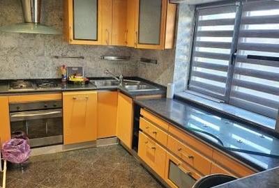 Decebal Stradal Bloc Monolit - 2