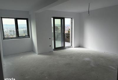 Casă cu 4 camere cu Teren 210 Mp în Central