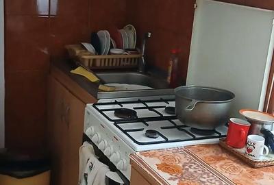 Apartament cu 3 camere semidecomandat în Central - 2