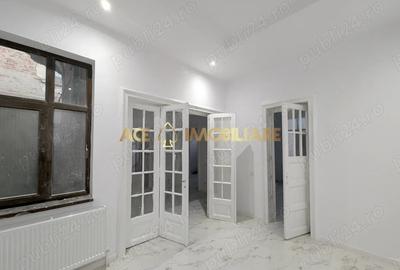 Casa Individuala | P-ta Unirii | Curte Proprie | 8 Camere | Trifazic - 1