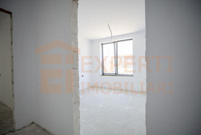 Vila situata in Palazu Mare zona Elvila - 13