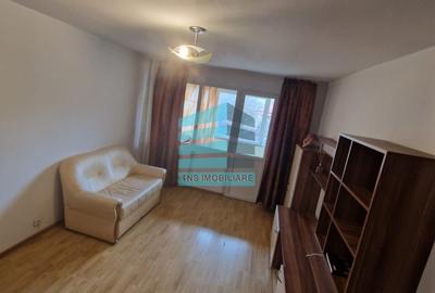 Apartament cu 2 camere decomandat în Titan - 2