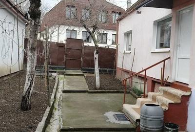 Casă cu Teren 180 Mp în Noua - 5