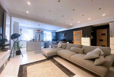 Apartament cu 3 camere în Palazu Mare