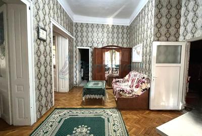 Casă individuală cu 4 camere cu Canalizare în Ultracentral - 12