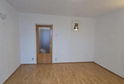 Garsoniera Drumul Taberei metrou Favorit - 3