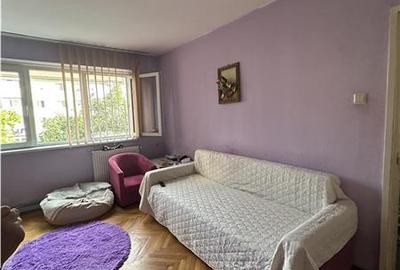 Apartament cu 3 camere nedecomandat, mobilat în Circumvalațiunii - 5