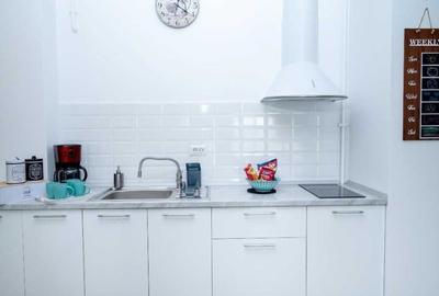 STUDIO MOBILAT | VEDERE LATERALĂ LA MARE | CASA DELMAR | COMISION 0 - 5