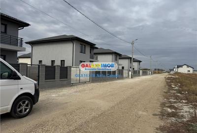 Casă cu 4 camere cu Teren 450 Mp în Berceni