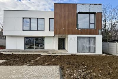 Complex boutique- 2 Vile individuale 6 camere - 21