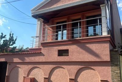 Vila spatioasa cu 7 camere /  Design unic si finisaje premium / zona Salaj