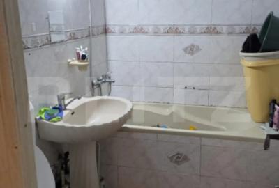Apartament cu 3 camere decomandat în Micro 8 - 5