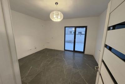 Casă cu 3 camere în Malu Mare - 8