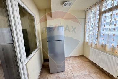 Apartament CU 2 CAMERE DE INCHIRIAT-BLOC NOU-FIALD - 11