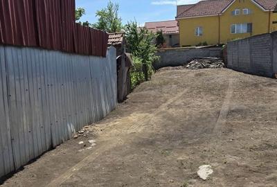 Casă cu 3 camere în 1 Mai - 1
